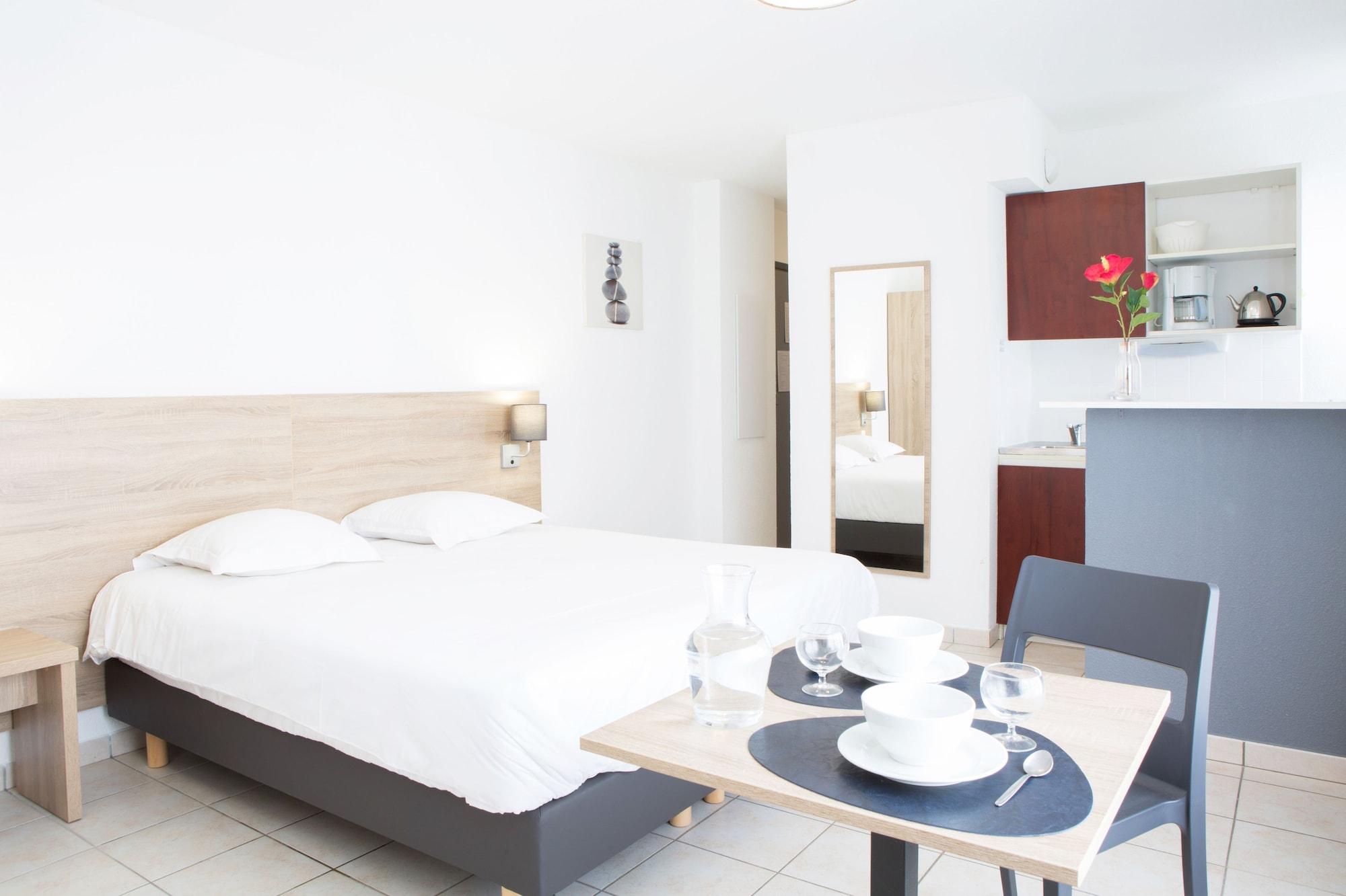 Comfort Aparthotel Divonne La Versoix מראה חיצוני תמונה