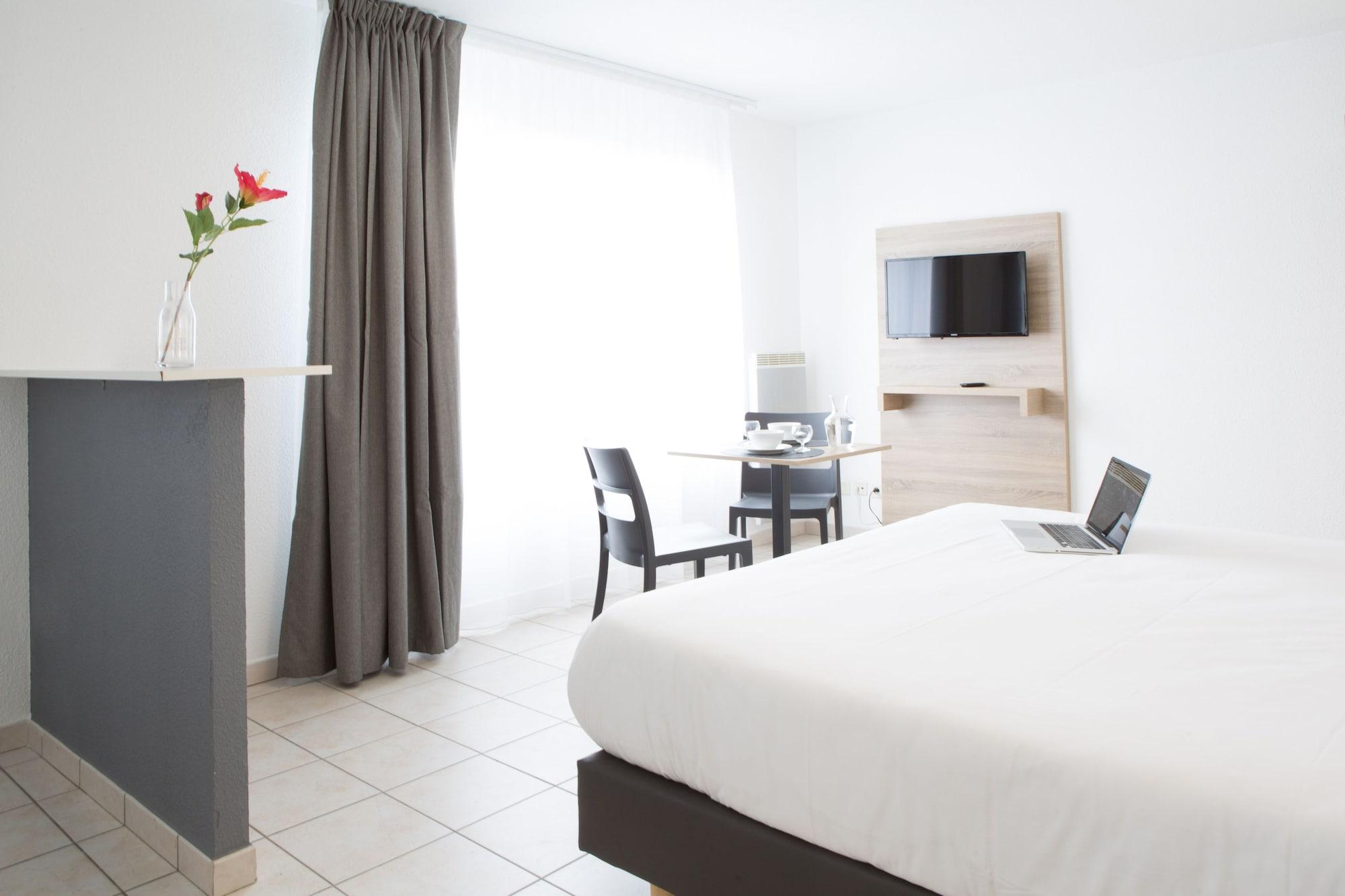 Comfort Aparthotel Divonne La Versoix מראה חיצוני תמונה