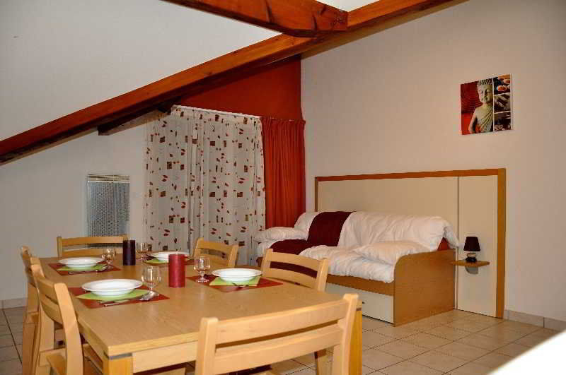 Comfort Aparthotel Divonne La Versoix מראה חיצוני תמונה