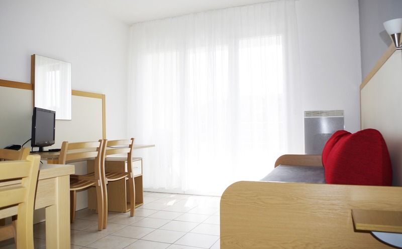 Comfort Aparthotel Divonne La Versoix מראה חיצוני תמונה
