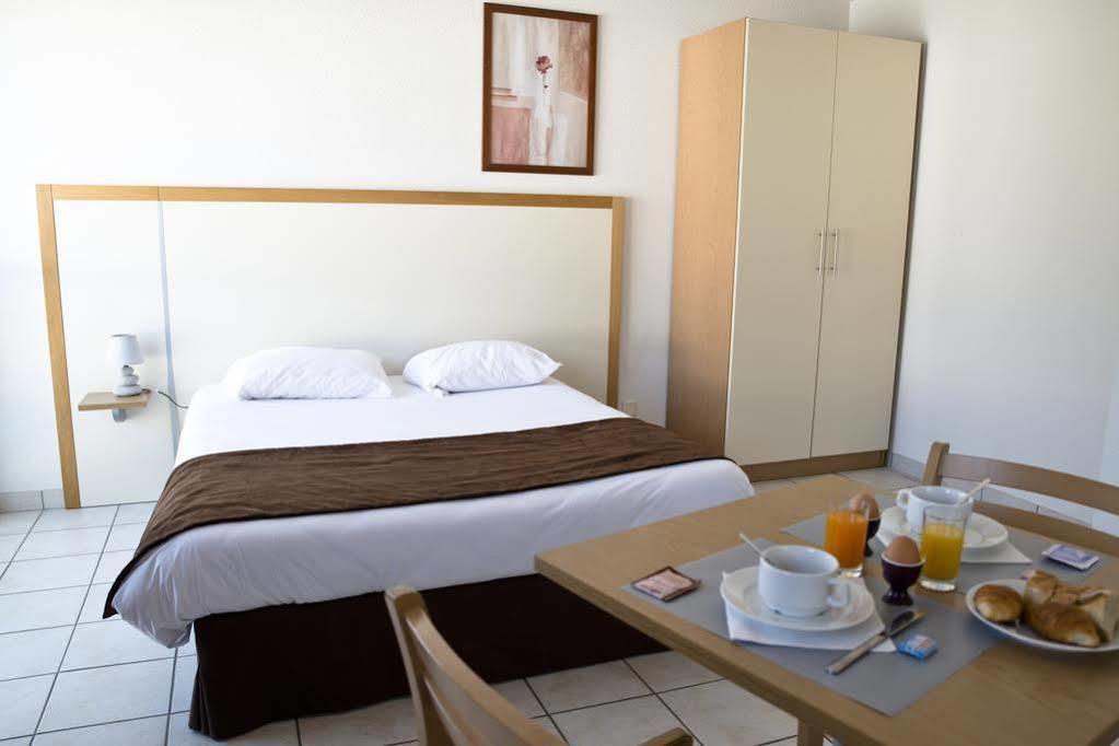 Comfort Aparthotel Divonne La Versoix מראה חיצוני תמונה